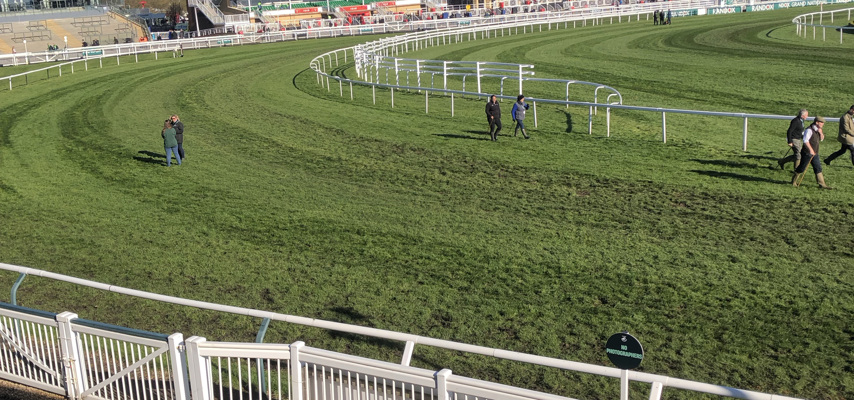 Grand National course